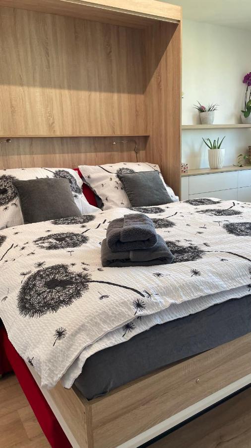 Na Zahradni Appartement